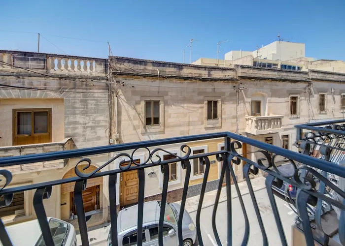 Stylish 3Br Home With Spacious Terrace In Luqa By 360 Estates