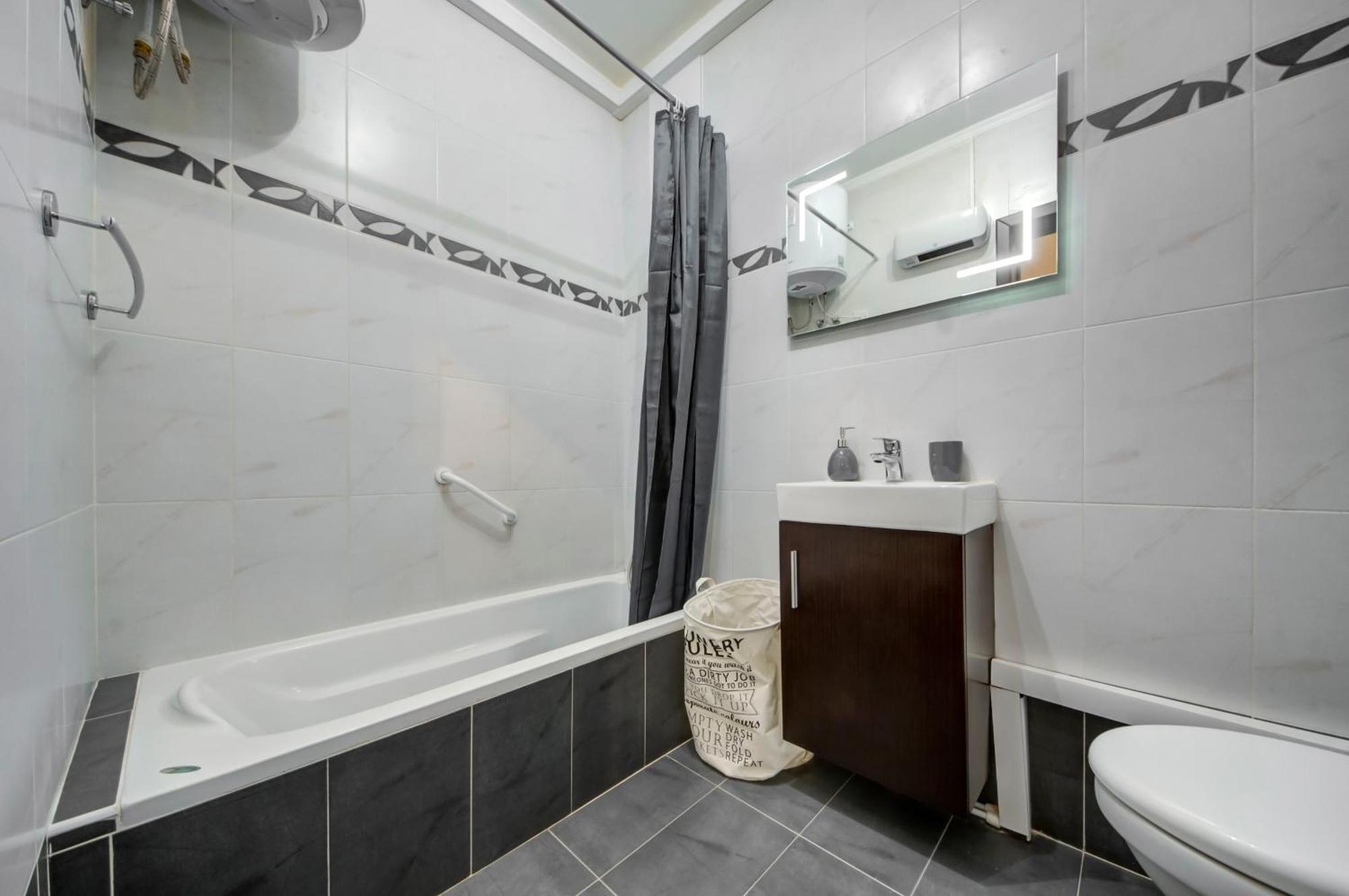 Stylish 3br With Spacious Terrace In By 360 Estates Apartment