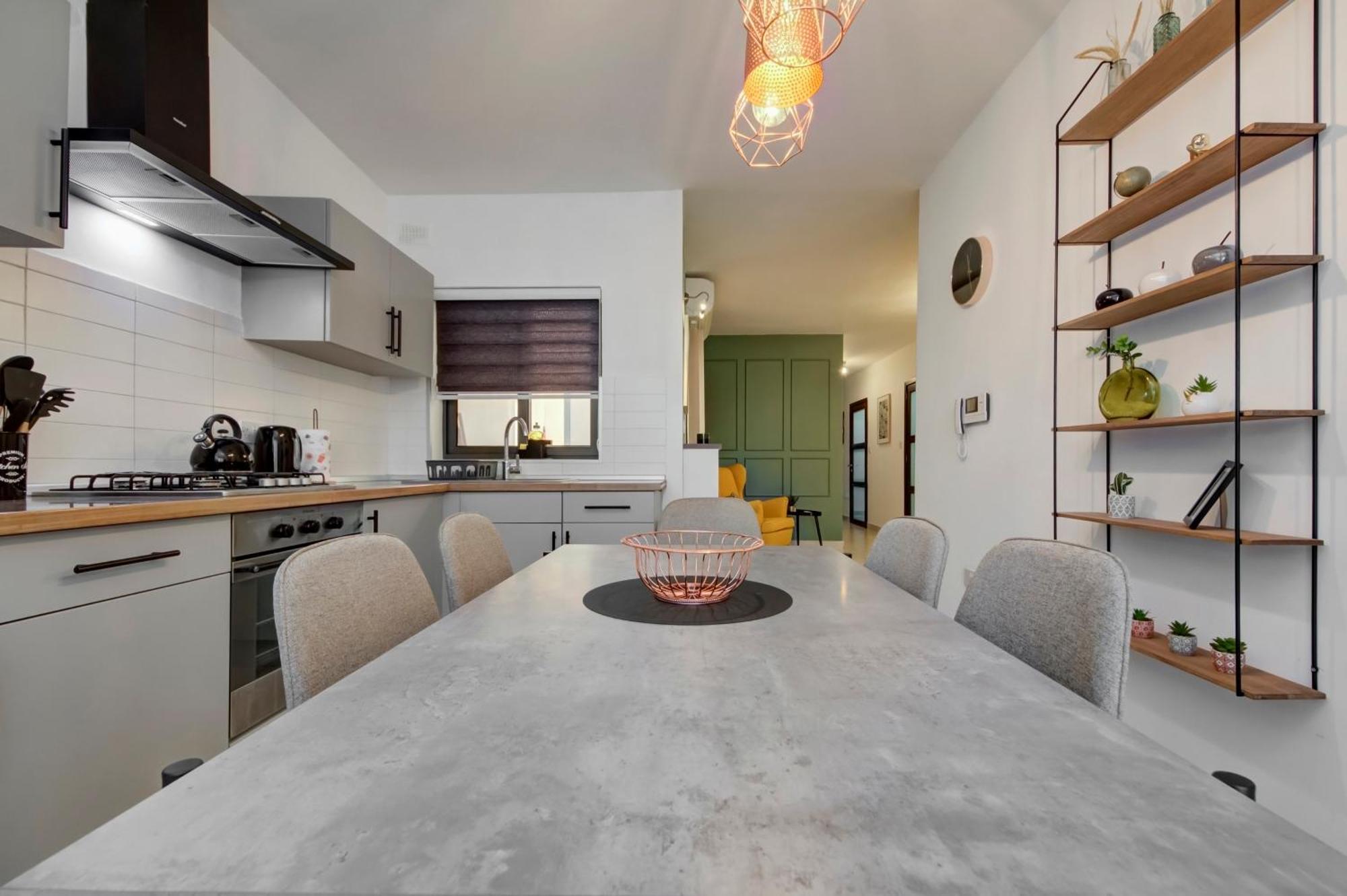 Apartment Stylish 3br With Spacious Terrace In By 360 Estates *