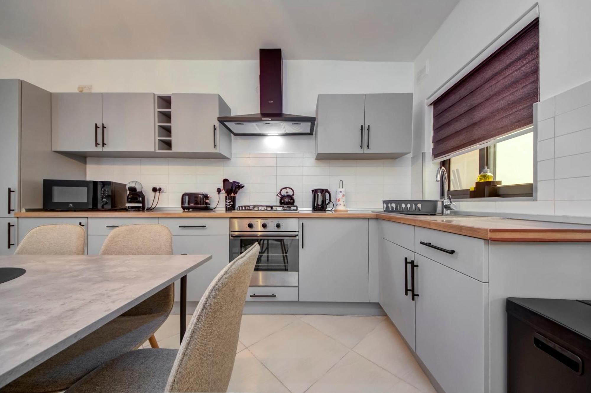 Stylish 3br With Spacious Terrace In By 360 Estates